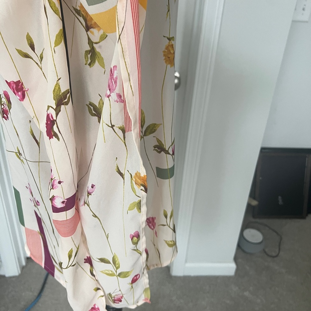 Floral Print V-Neck Women's Top Oversized Chiffon Deep Back V Flowy and Drapey - Picture 10 of 11